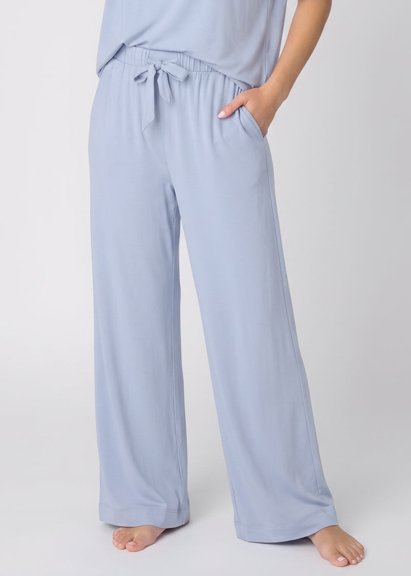 Women's Breathable Pajama Set with T-Shirt & Pocket Pants