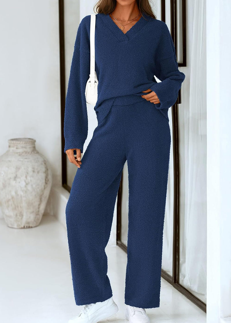 Teddy 2-Piece V-Neck Lounge Set