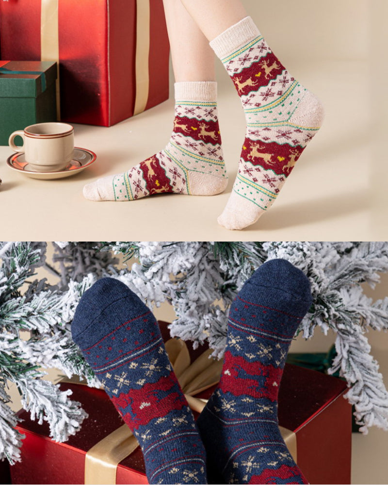 Cozy Christmas Wool Crew Socks - 5 Pairs